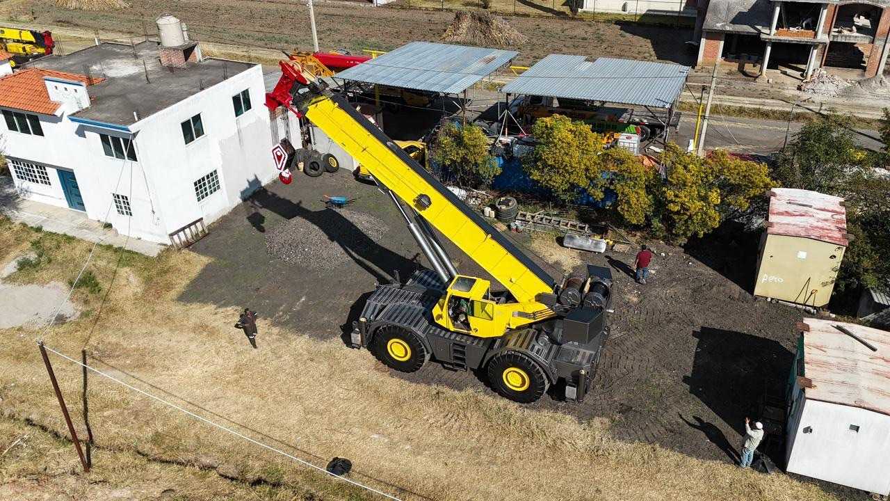 GROVE RT880 80 TON 1998