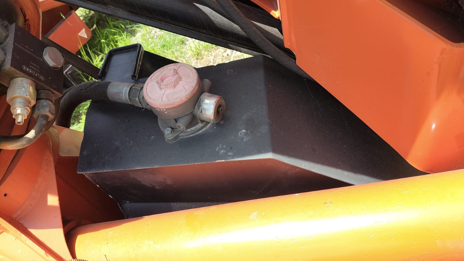 Grúa articulada Palfinger PK 19000D de 7.5 ton año 2002