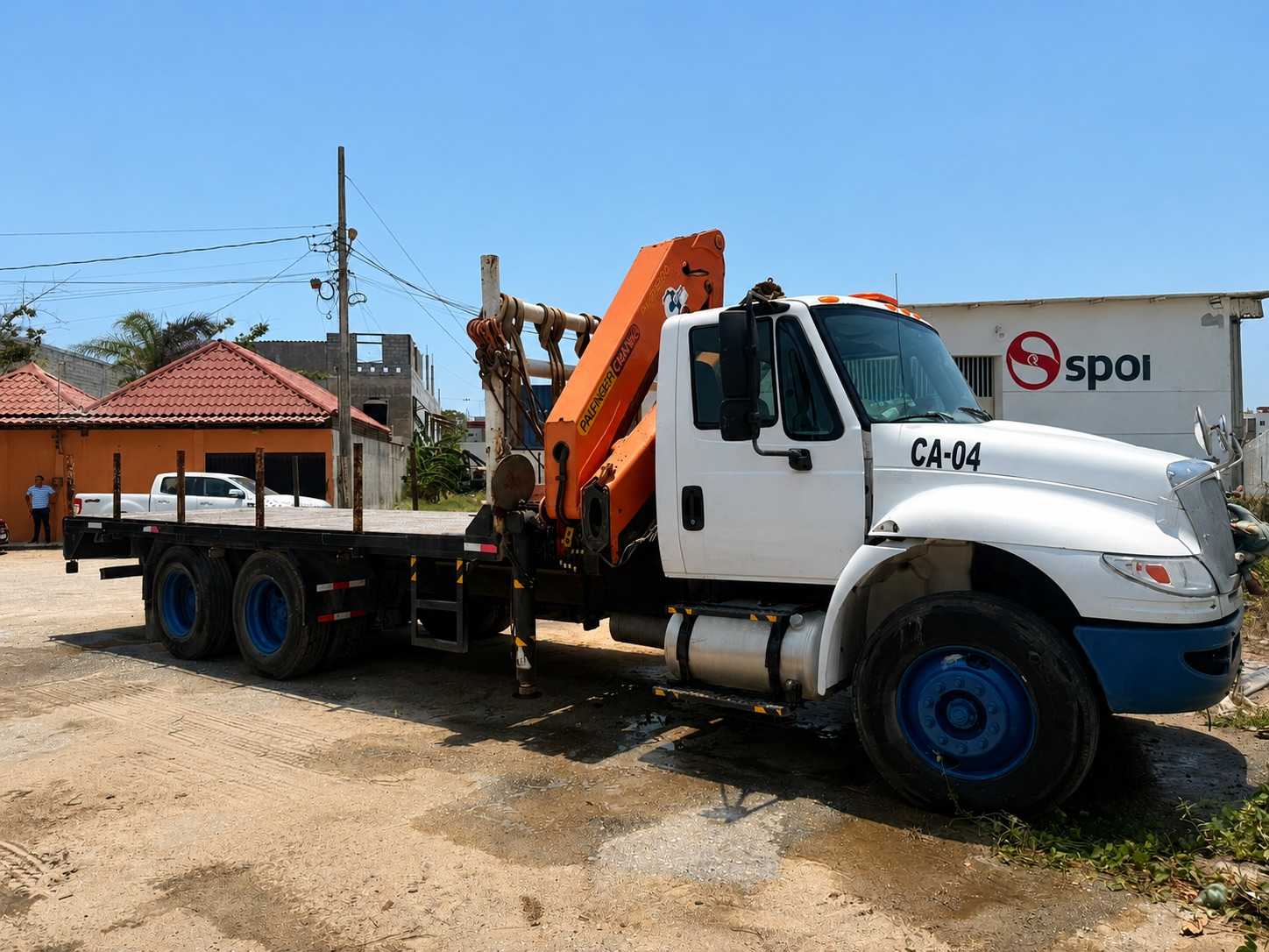 PALFINGER PK23500 SOBRE INTERNATIONAL 4400 6X4
